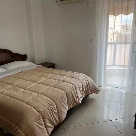 City Central Apartment 2 تيرانا المظهر الخارجي الصورة