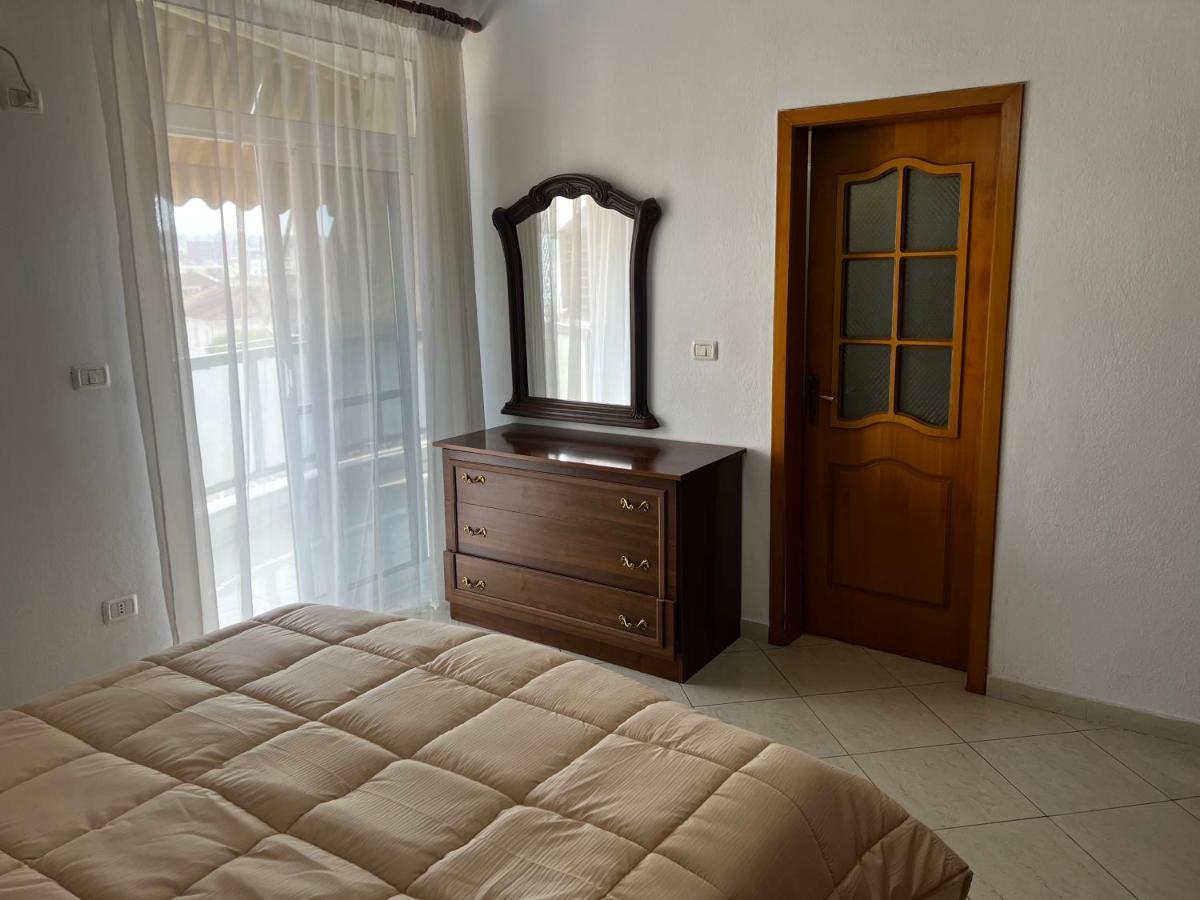 City Central Apartment 2 تيرانا المظهر الخارجي الصورة