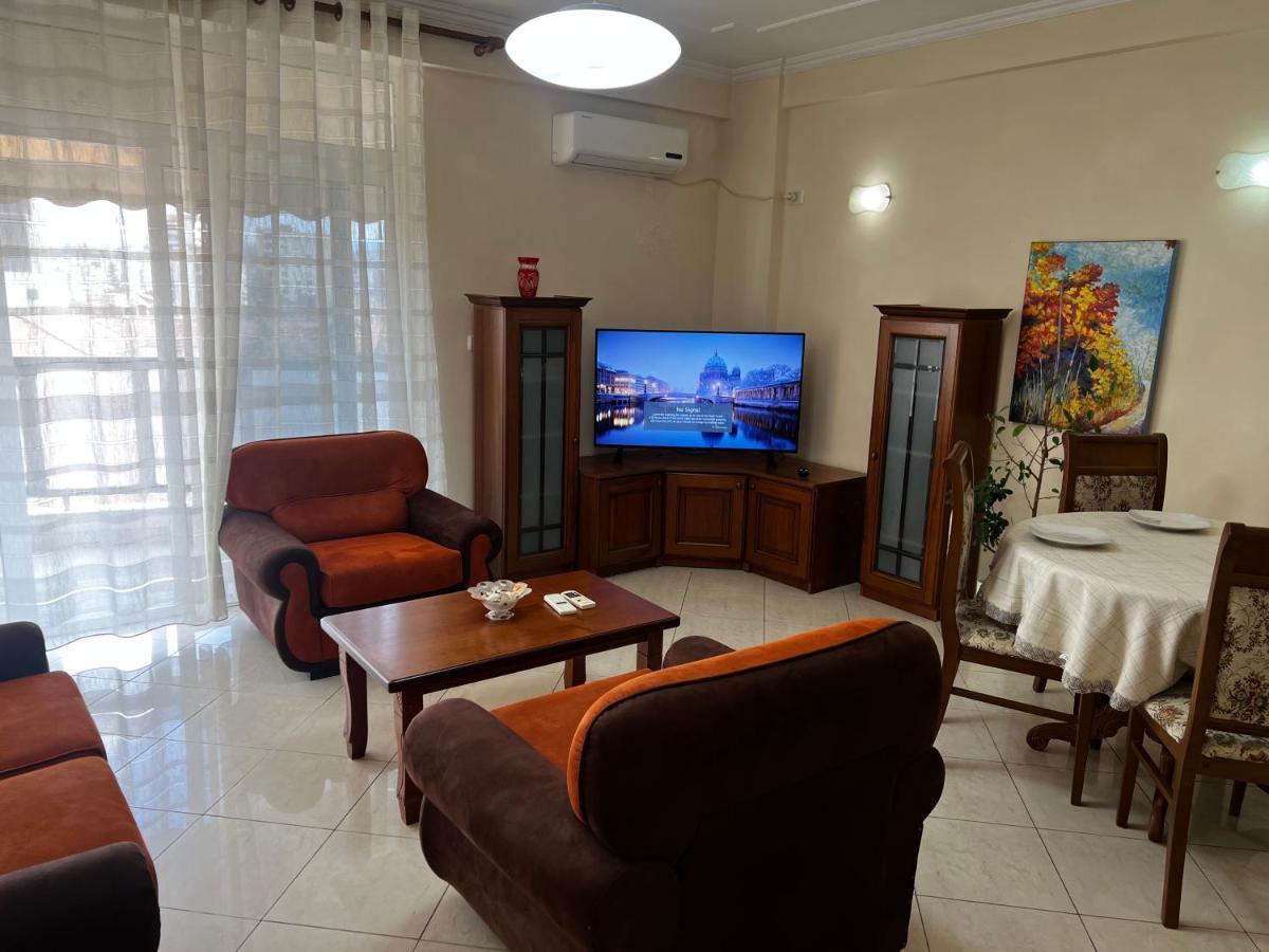 City Central Apartment 2 تيرانا المظهر الخارجي الصورة